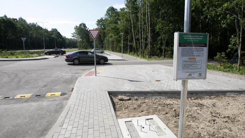 Vaizdas: stovėjimo aikštelėse netrukus pradės veikti parkomatai.