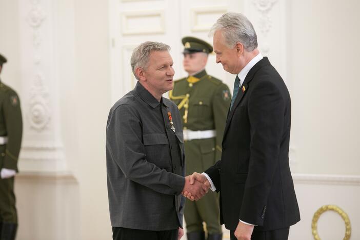 Valstybės apdovanojimų įteikimo ceremonija Lietuvos Prezidento rūmuose