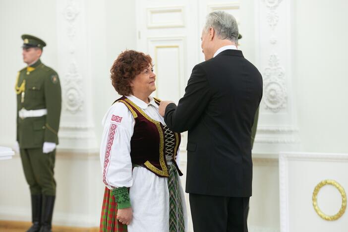 Valstybės apdovanojimų įteikimo ceremonija Lietuvos Prezidento rūmuose