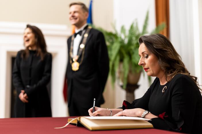 Vilniaus miesto garbės pilietės vardo suteikimo rašytojai K. Sabaliauskaitei ceremonija