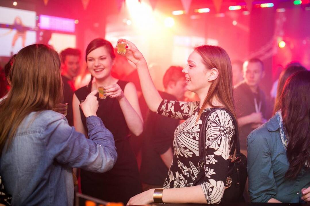 "Tarantino" – pašėlusios romantikos ritmu