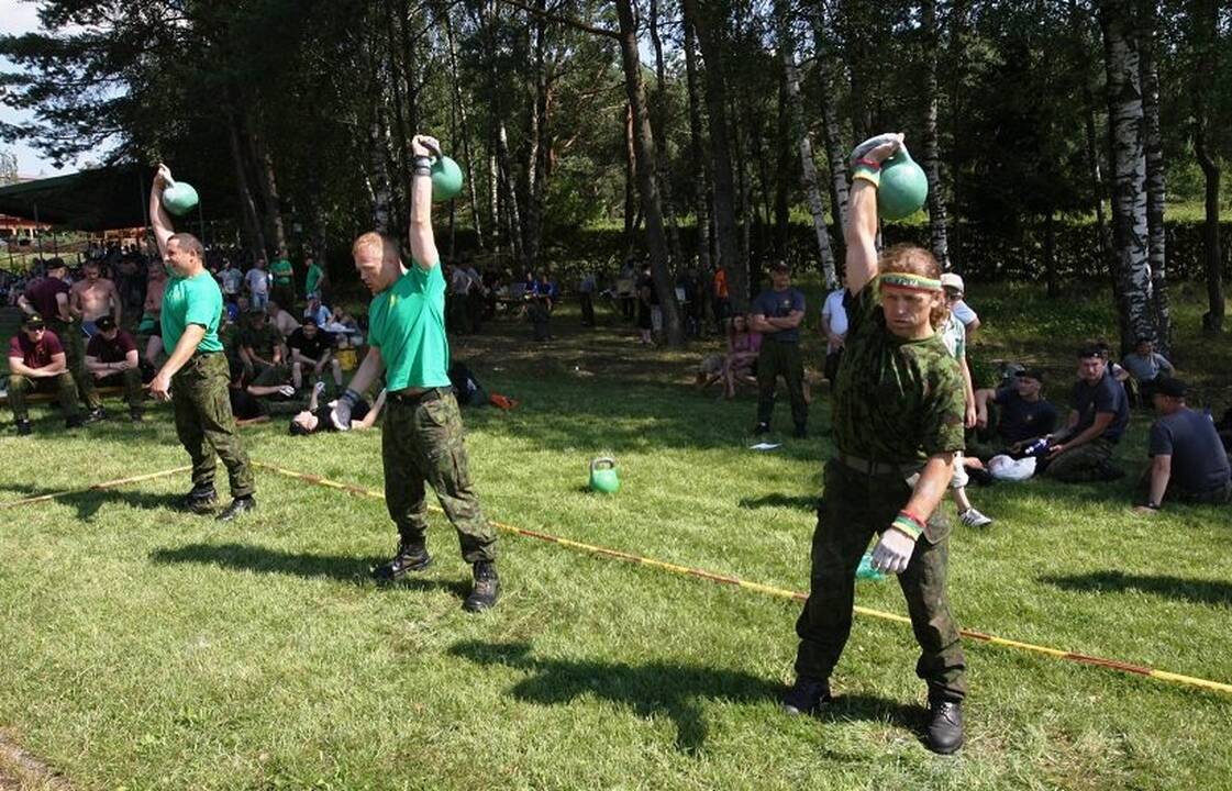 Savanorių pajėgų sporto žaidynės