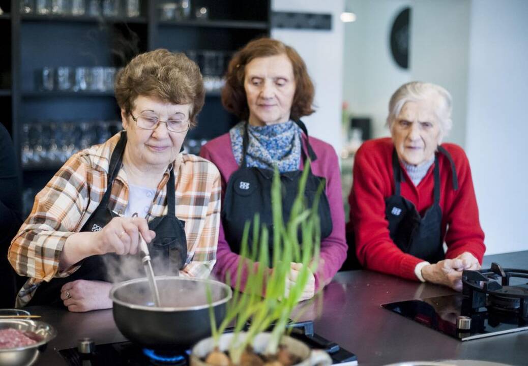 "Čiop Čiop" projektas - šeštadienio pietų gaminimas
