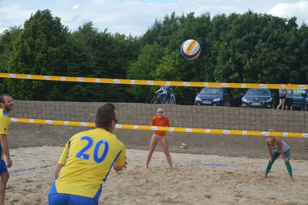 Tinklinio mėgėjai sportuoti galės Nemuno saloje