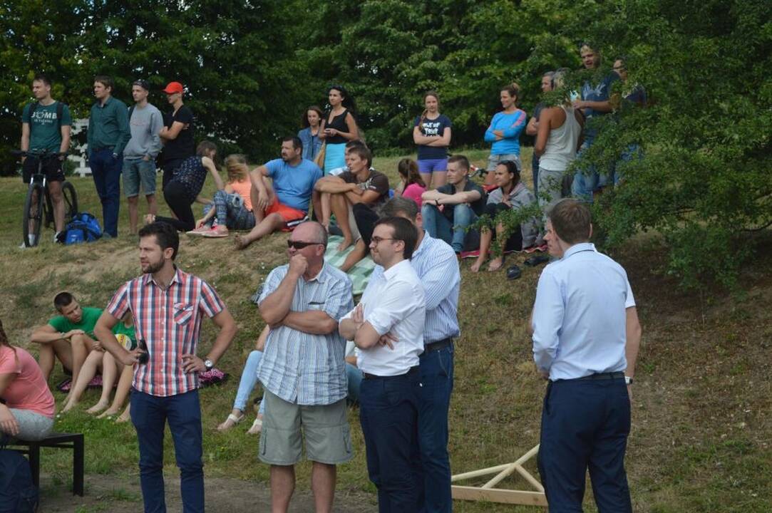 Tinklinio mėgėjai sportuoti galės Nemuno saloje