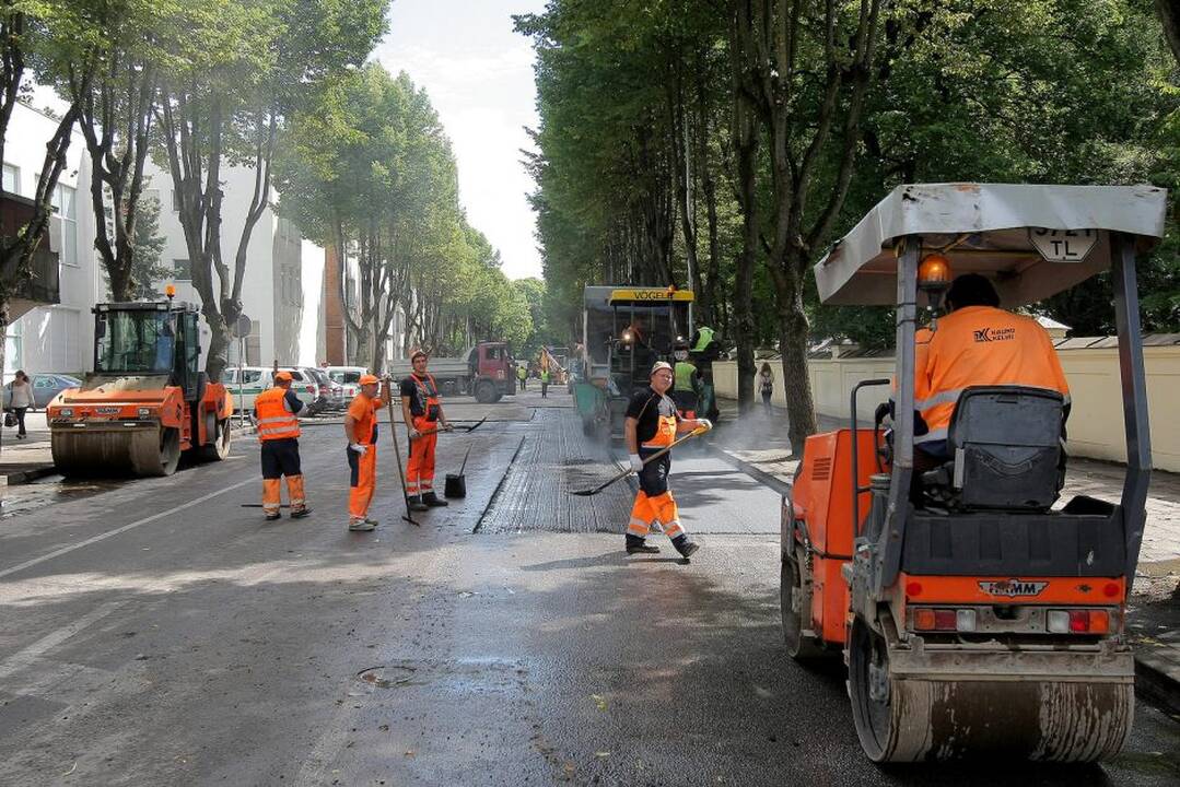 Baigiama įrengti laikinoji autobusų stotis