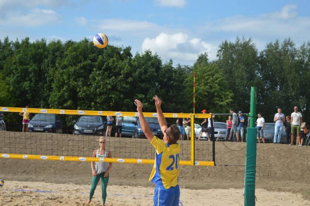 Tinklinio mėgėjai sportuoti galės Nemuno saloje