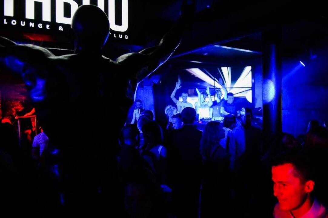 Nakties šėlsmas klube "Taboo"