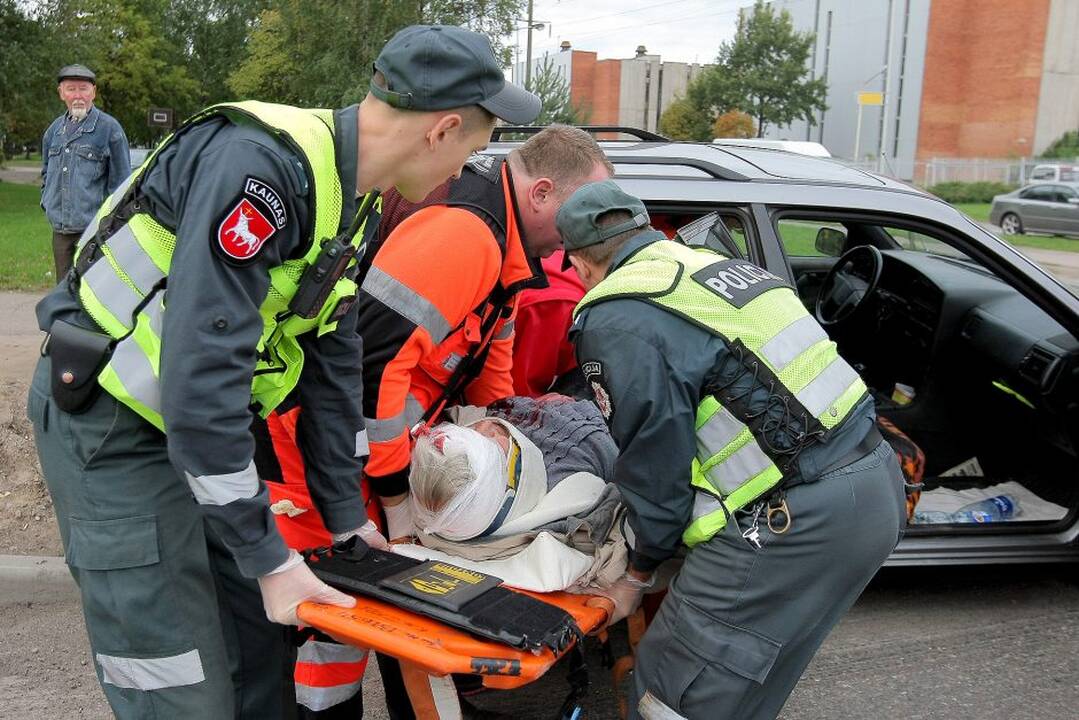 Pagalbos teikimo kursą praėjusius policininkus medikai atpažįsta iš karto.