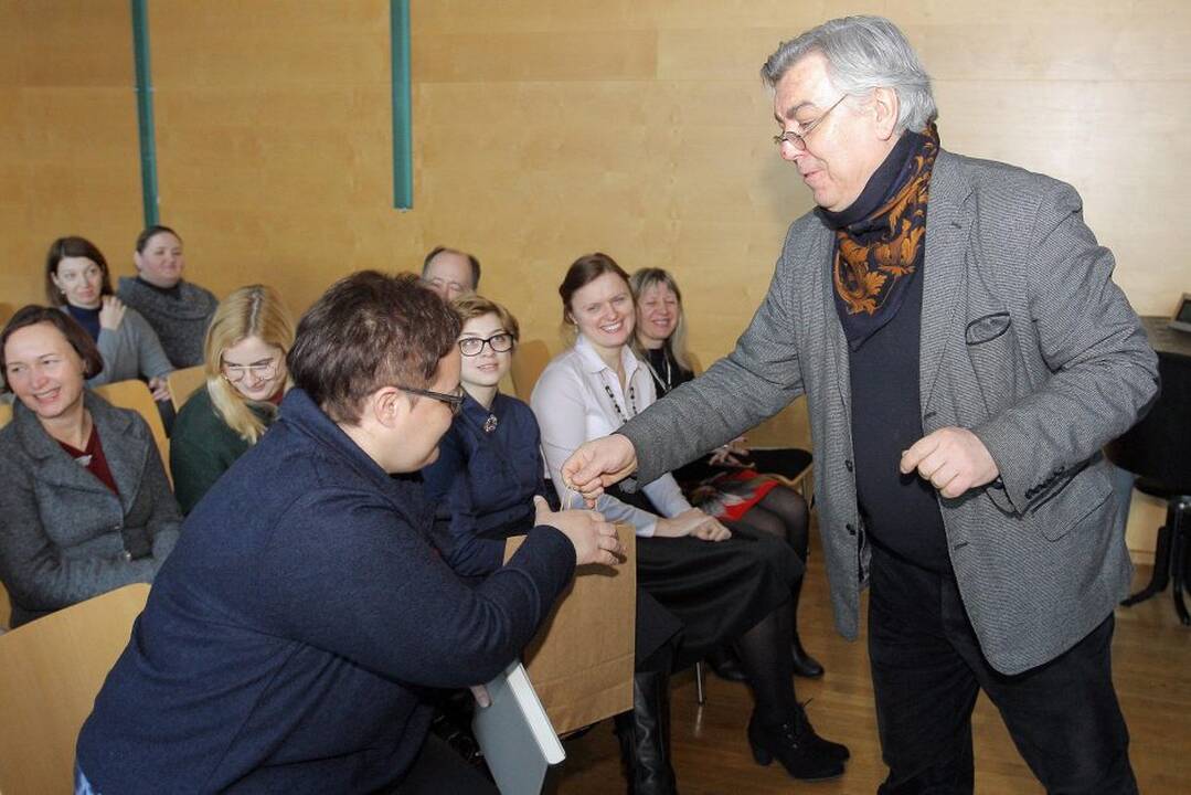Kultūros ministerija apdovanojo Istorinės prezidentūros muziejaus komandą.