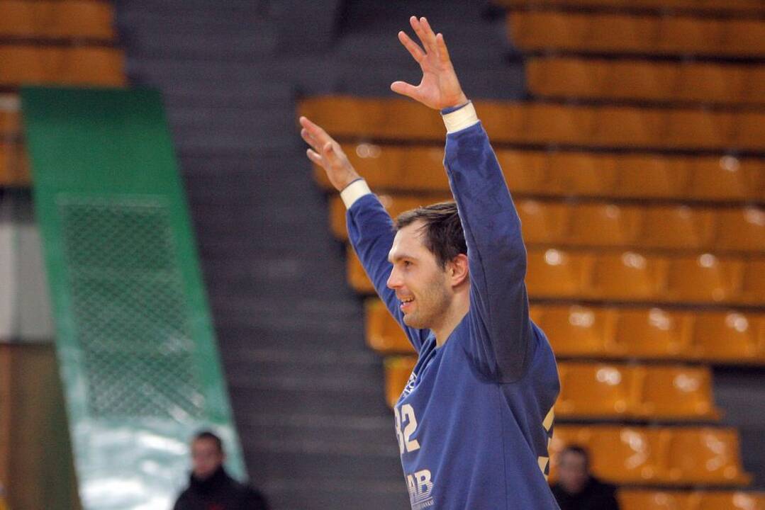 Europos vyrų rankinio čempionato atrankos rungtynėse lietuviai sužaidė lygiosiomis su slovakais.