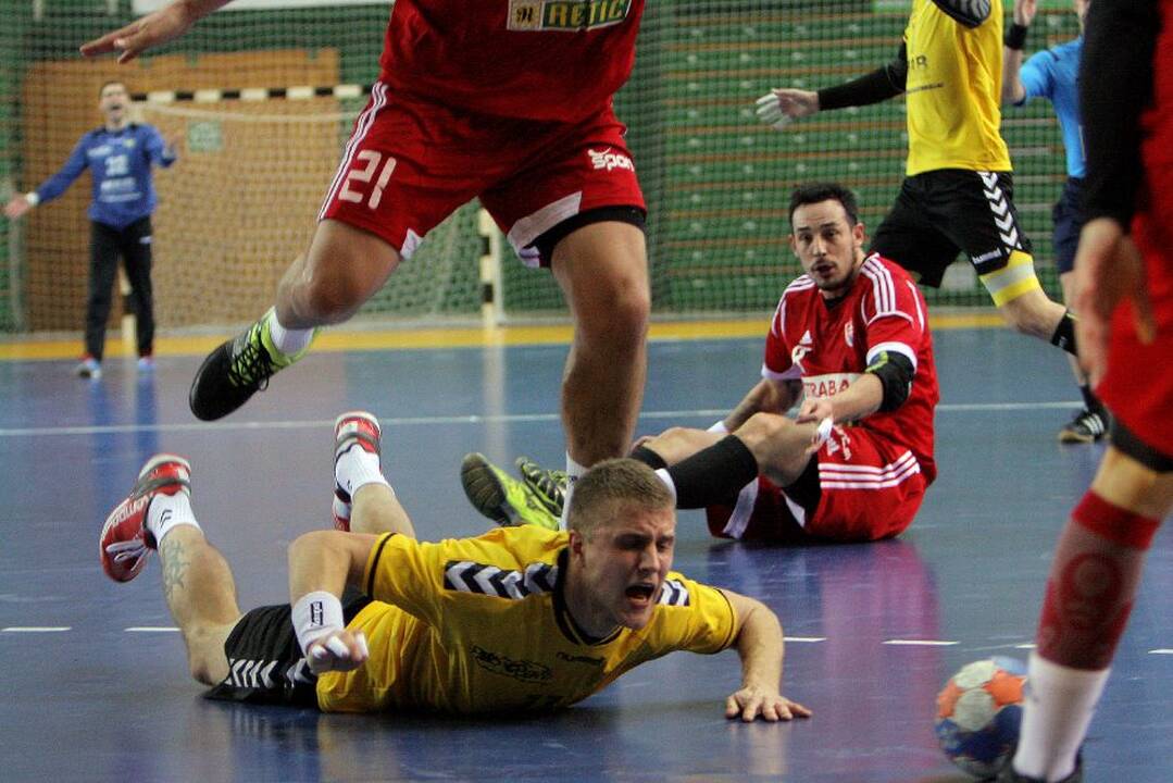 Europos vyrų rankinio čempionato atrankos rungtynėse lietuviai sužaidė lygiosiomis su slovakais.