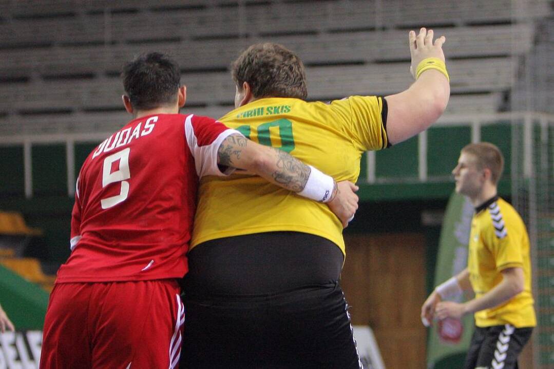 Europos vyrų rankinio čempionato atrankos rungtynėse lietuviai sužaidė lygiosiomis su slovakais.