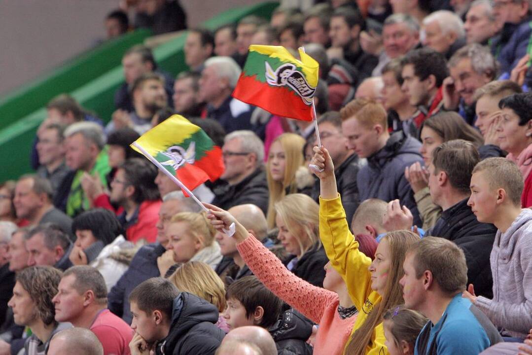 Europos vyrų rankinio čempionato atrankos rungtynėse lietuviai sužaidė lygiosiomis su slovakais.