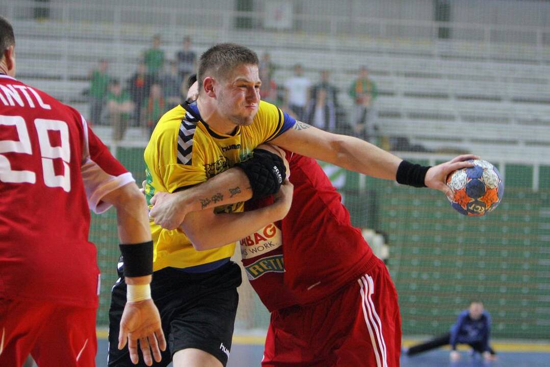 Europos vyrų rankinio čempionato atrankos rungtynėse lietuviai sužaidė lygiosiomis su slovakais.