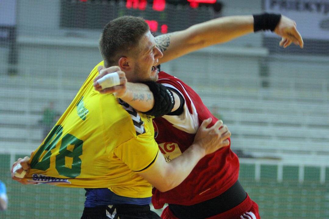 Europos vyrų rankinio čempionato atrankos rungtynėse lietuviai sužaidė lygiosiomis su slovakais.