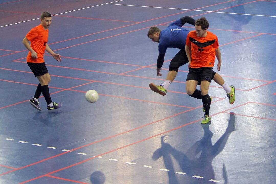Salės futbolo A lygoje Kauno „Vytis-Zenitas“ 12:2 sutriuškino Mažeikių „VIP“.