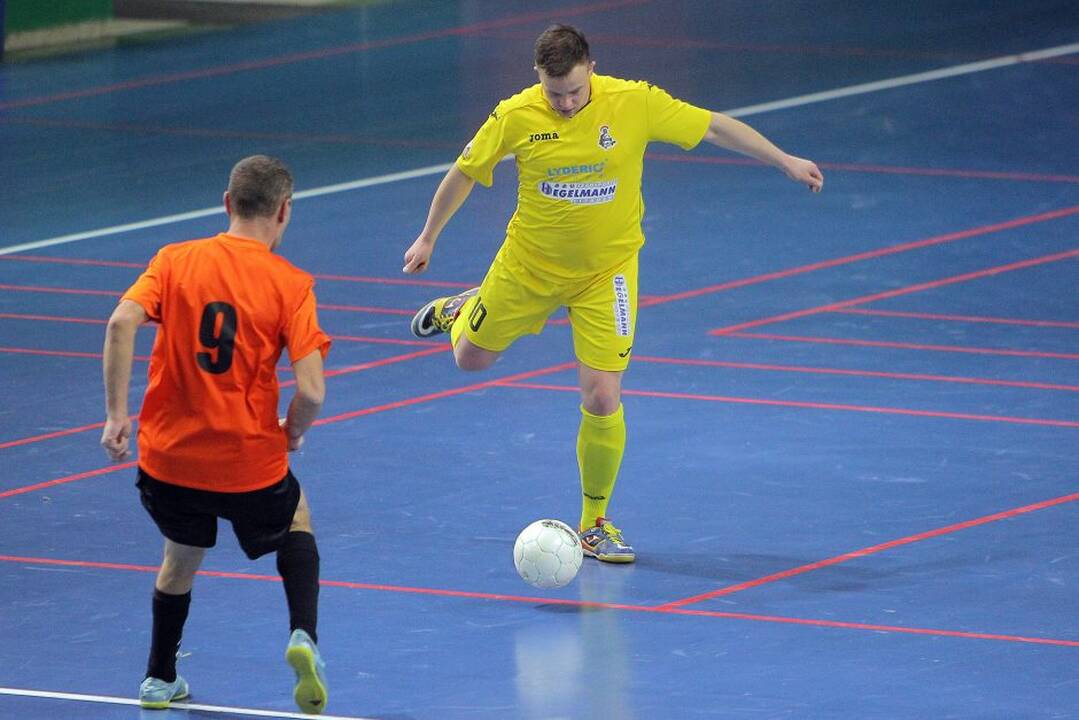 Salės futbolo A lygoje Kauno „Vytis-Zenitas“ 12:2 sutriuškino Mažeikių „VIP“.