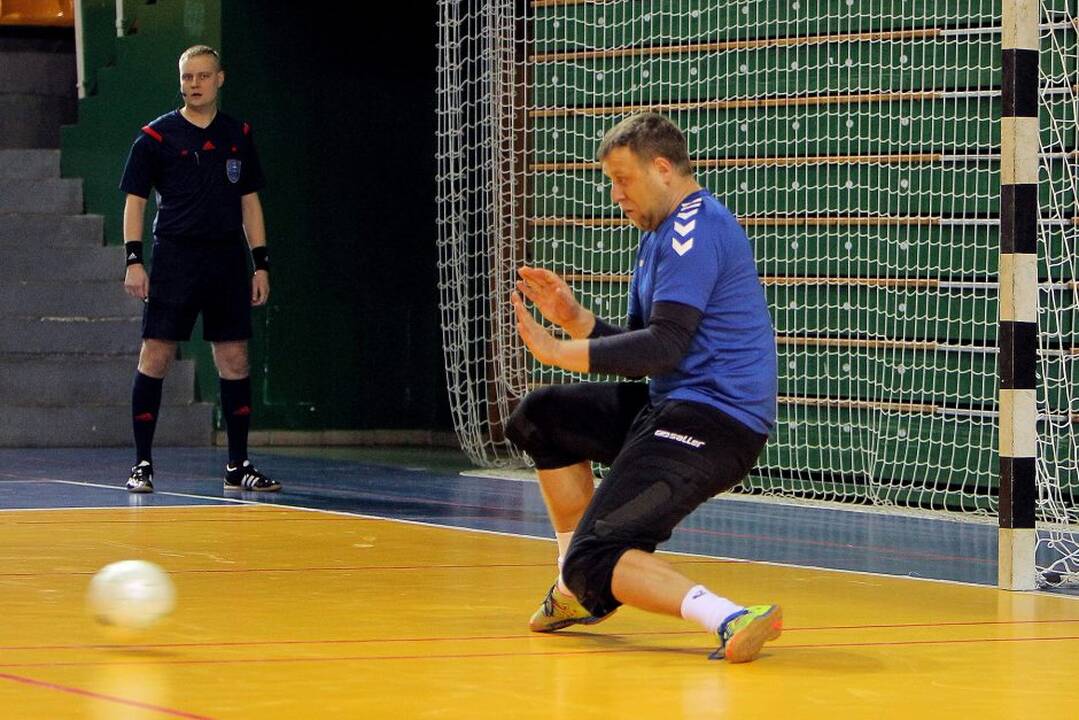Salės futbolo A lygoje Kauno „Vytis-Zenitas“ 12:2 sutriuškino Mažeikių „VIP“.