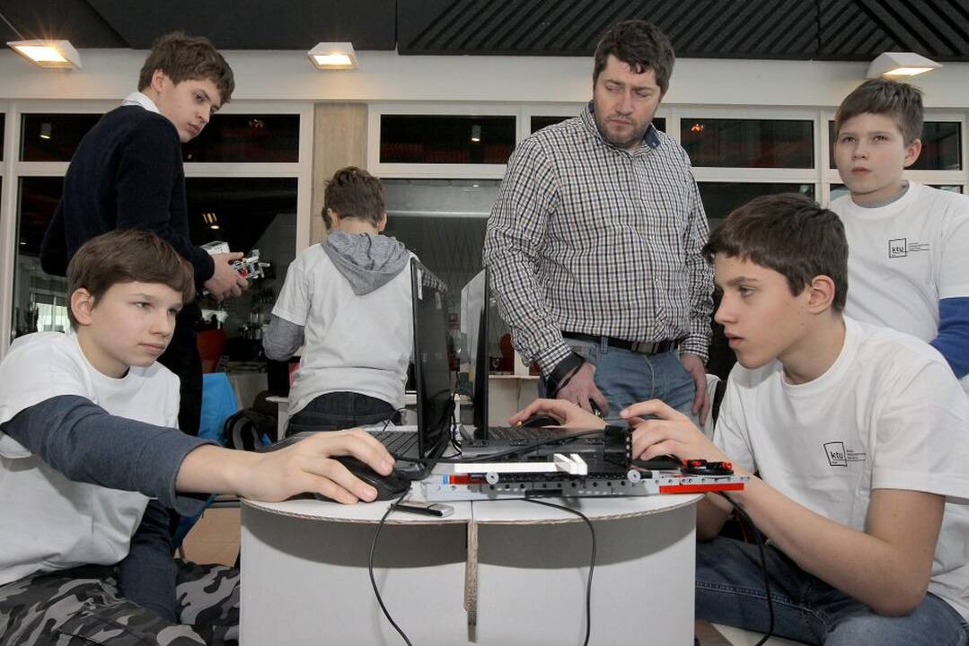 Vaikų robotų olimpiados „Robotiada“, Kauno regioninės varžybos.