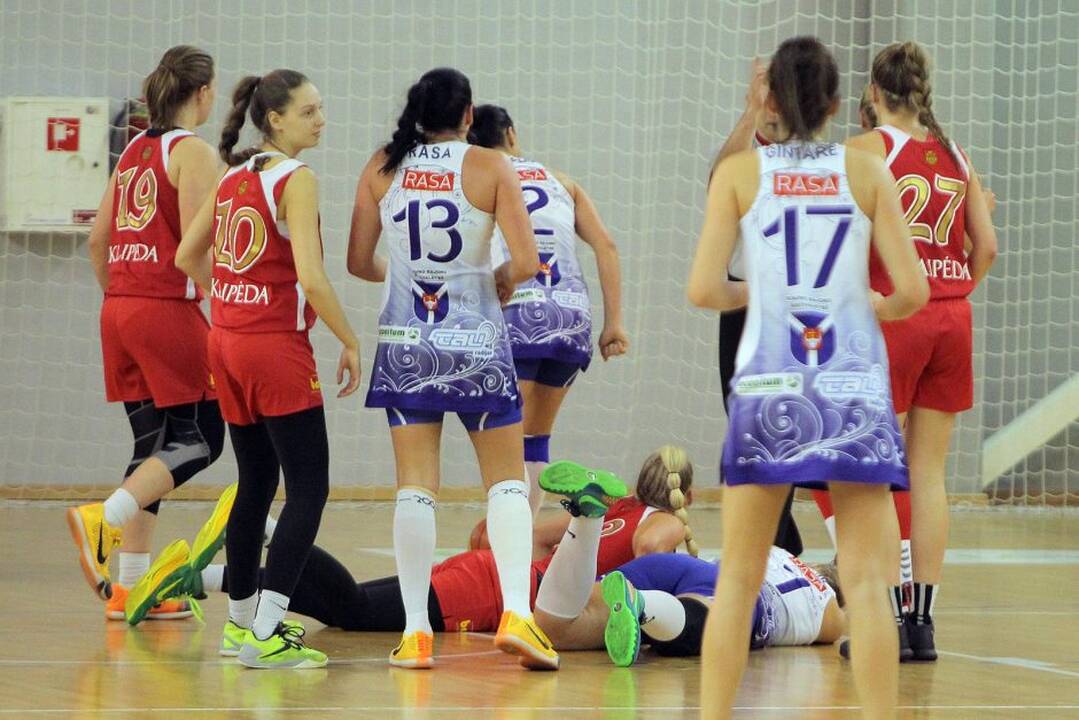 Lietuvos moterų krepšinio lygos ketvirtfinalis Kauno r. „Hoptrans-Sirenos“ – Klaipėdos „Fortūna“ 70:58.