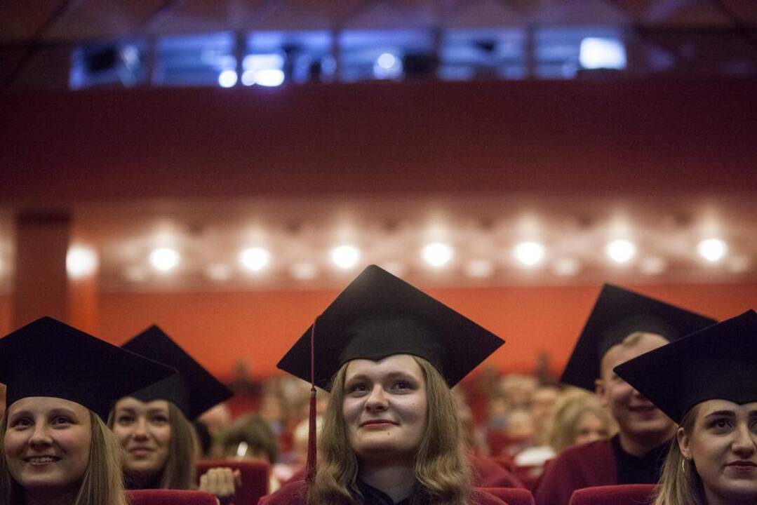 Diplomų įteikimai