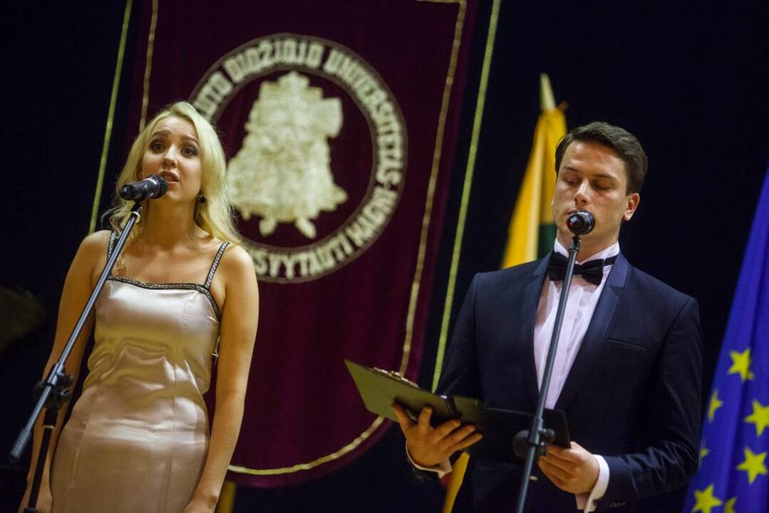 Diplomų įteikimai