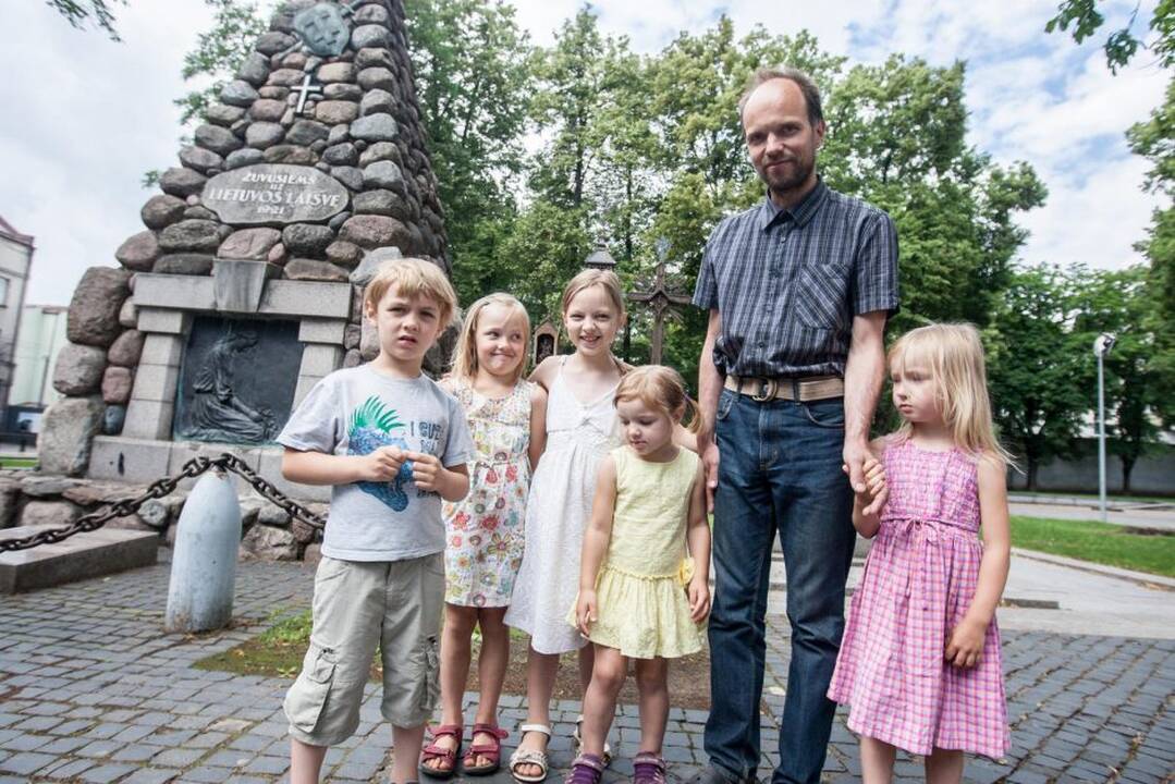 Valstybės dienos minėjimas prie Karo muziejaus