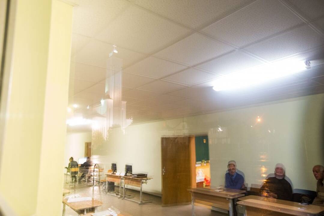 Kauniečiai balsuoja aktyviai