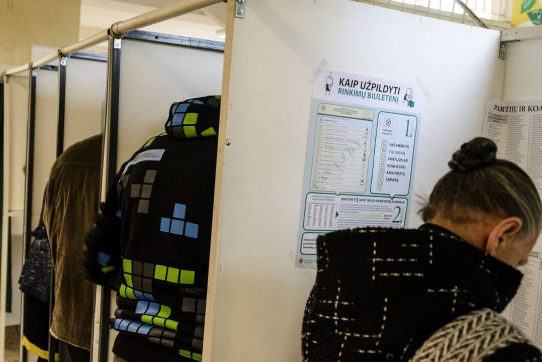 Kauniečiai balsuoja aktyviai