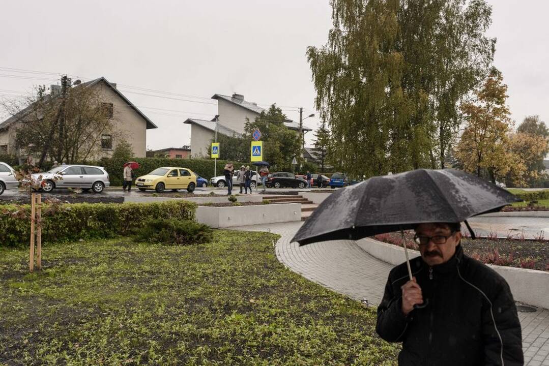 Kauniečiai balsuoja aktyviai