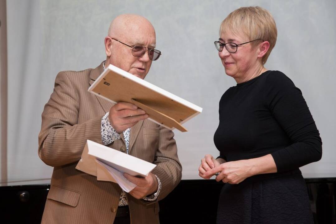 Premijų įteikimas