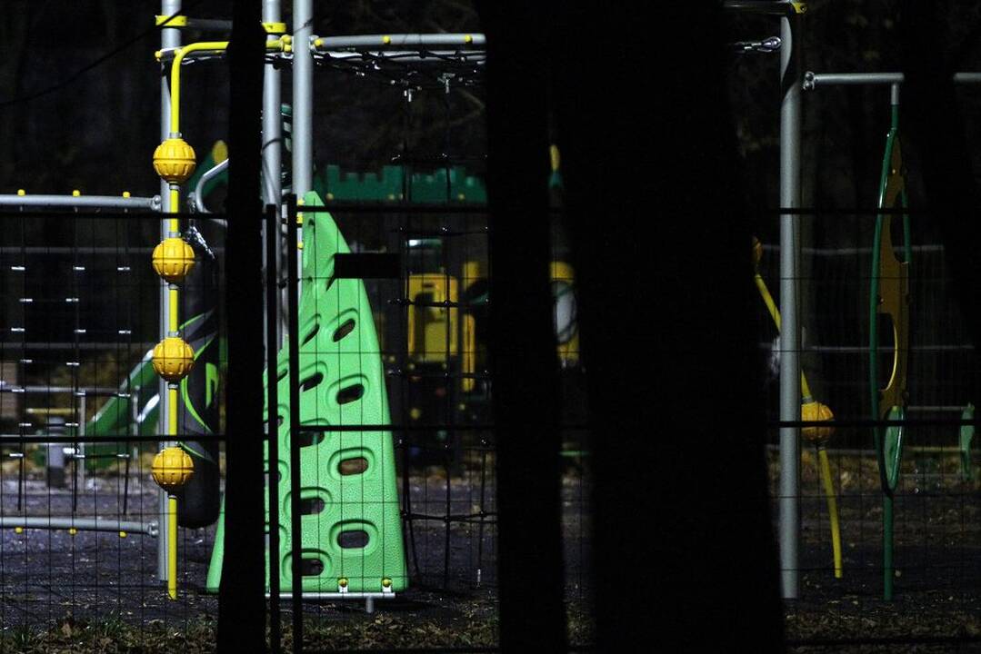 Kalniečių parke – naujas LED apšvietimas