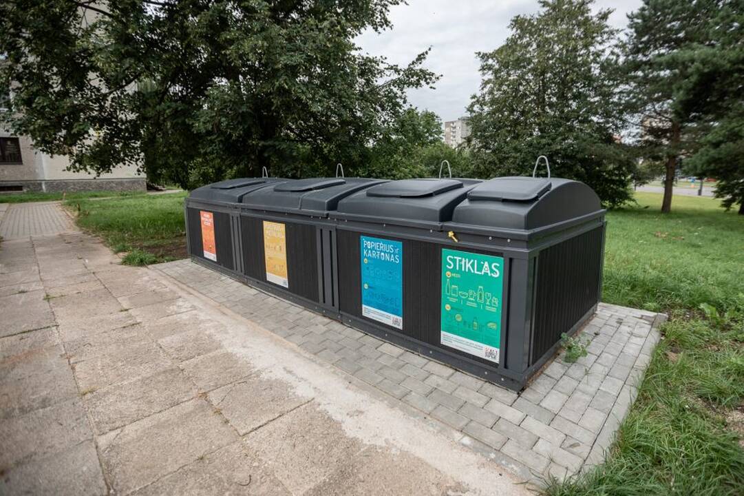 Plėtra: pirmosios naujojo tipo aikštelės įrengtos Vilijampolėje, vėliau – Šilainiuose, Eiguliuose, Kalniečiuose, darbai sparčiai tęsiami kituose Kauno mikrorajonuose.