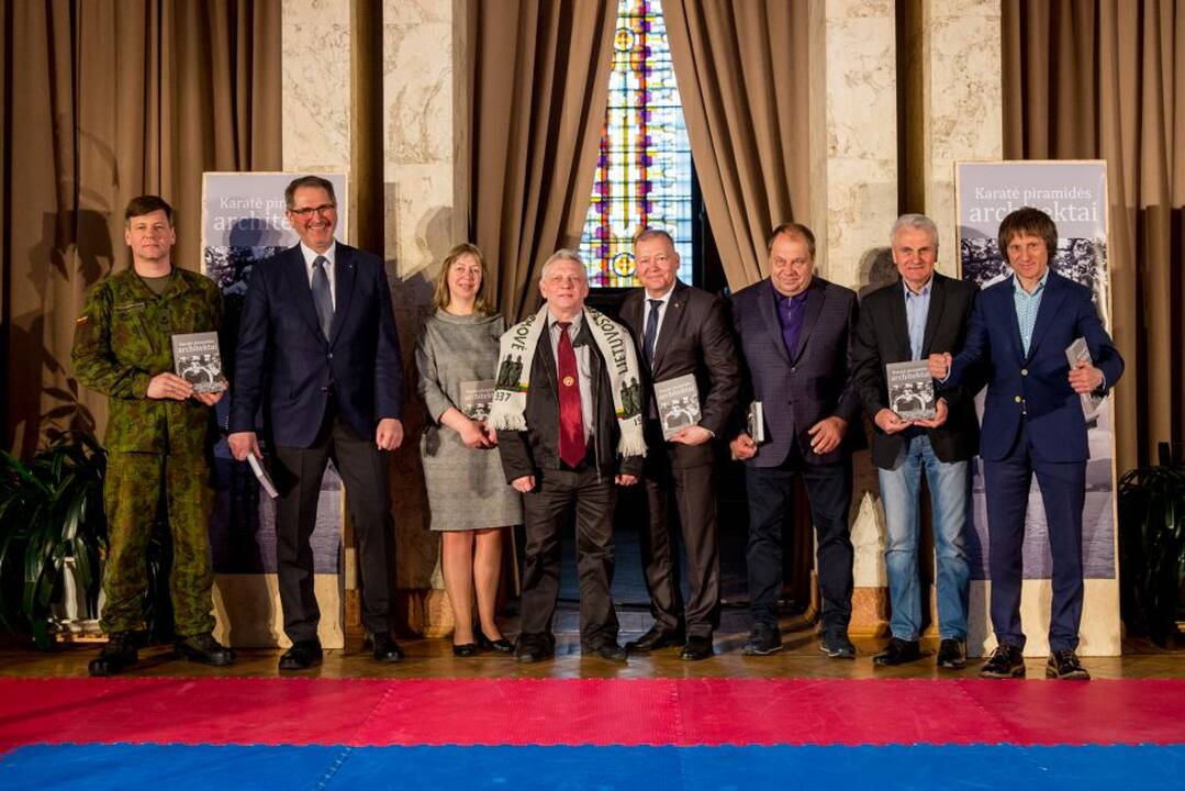Knygos "Karatė piramidės architektai" pristatymas