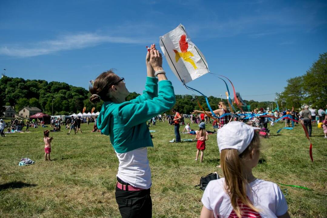 Aitvarų festivalis „Tarp žemės ir dangaus“