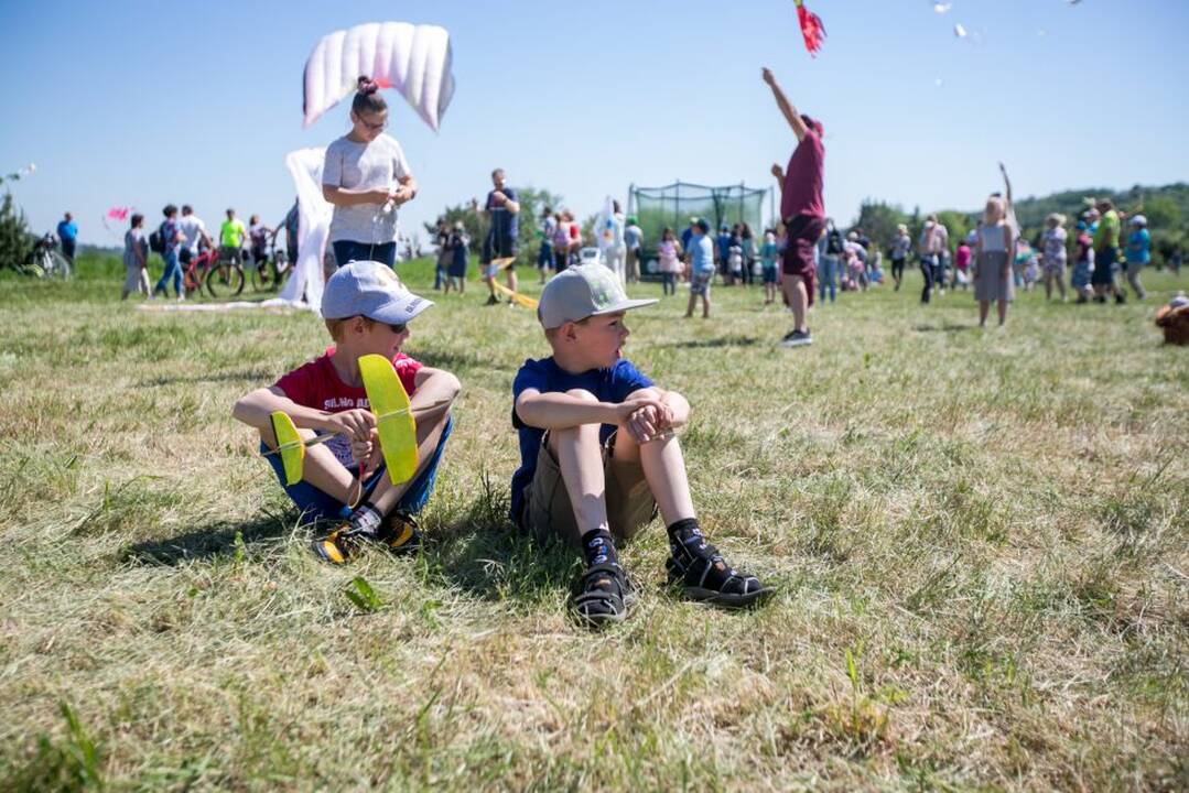 Aitvarų festivalis „Tarp žemės ir dangaus“