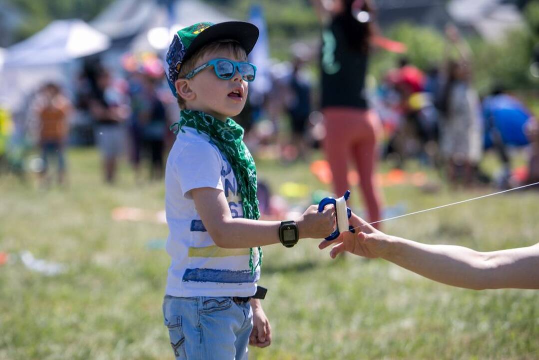 Aitvarų festivalis „Tarp žemės ir dangaus“