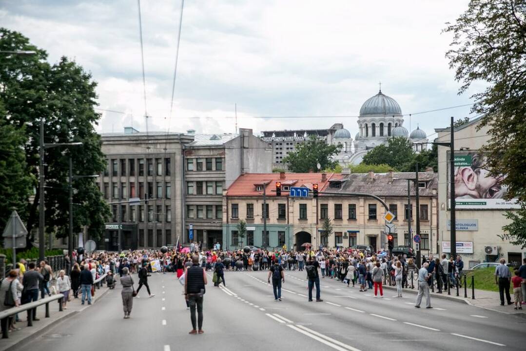 Netikėtumų festivalyje šturmuotas Parodos kalnas