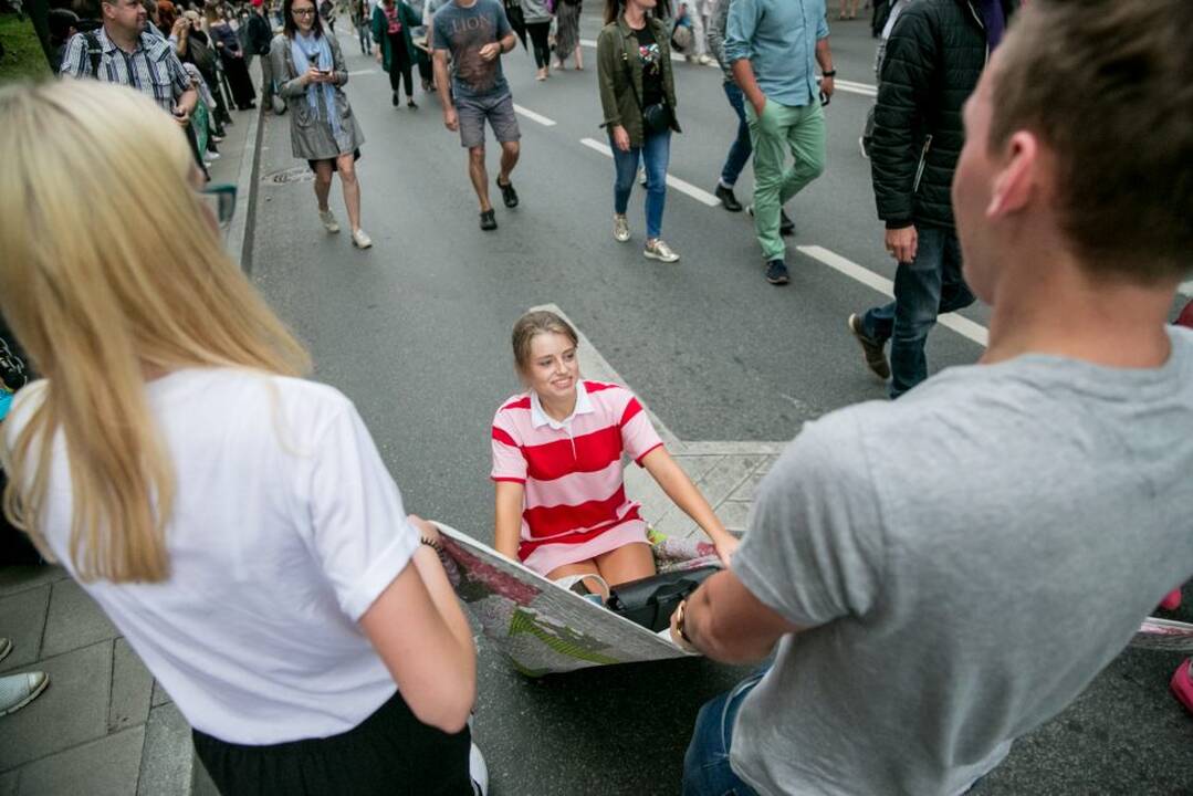 Netikėtumų festivalyje šturmuotas Parodos kalnas