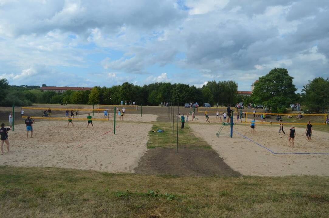 Tinklinio mėgėjai sportuoti galės Nemuno saloje