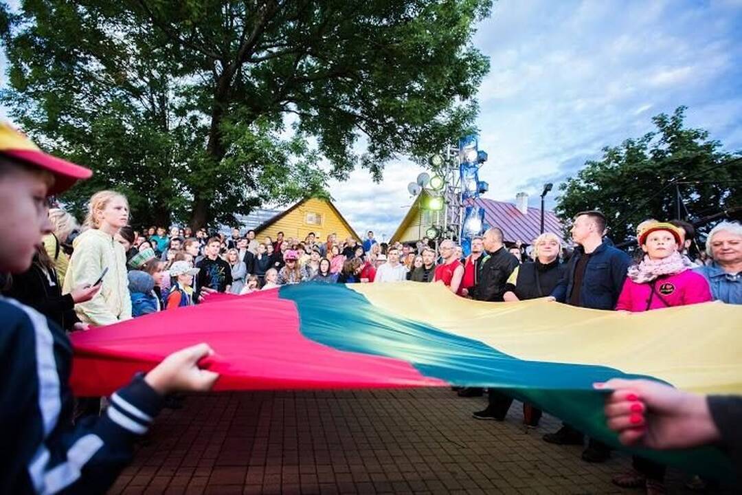 „Tautiška giesmė“ skambėjo visame pasaulyje