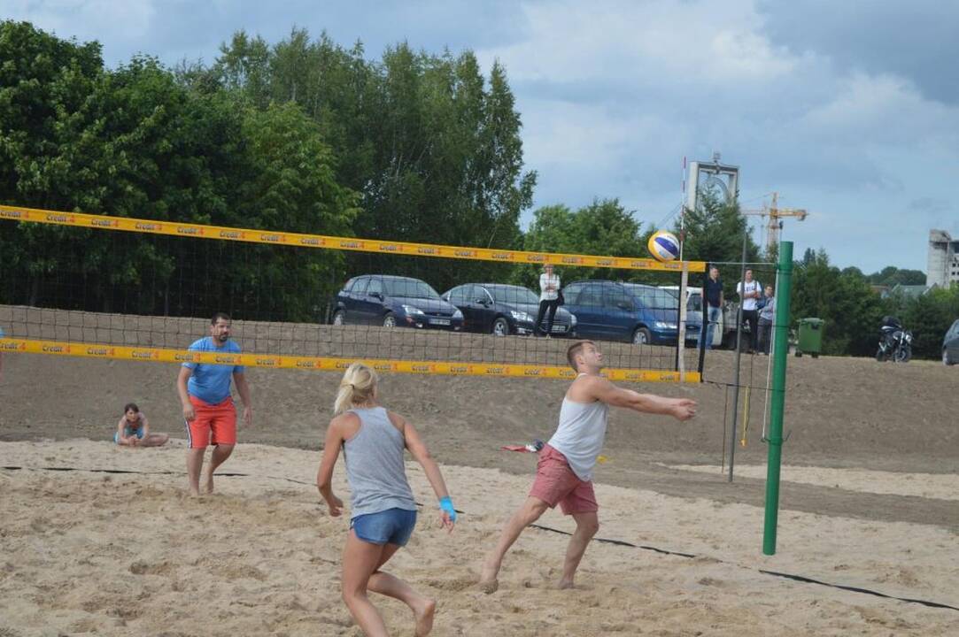 Tinklinio mėgėjai sportuoti galės Nemuno saloje