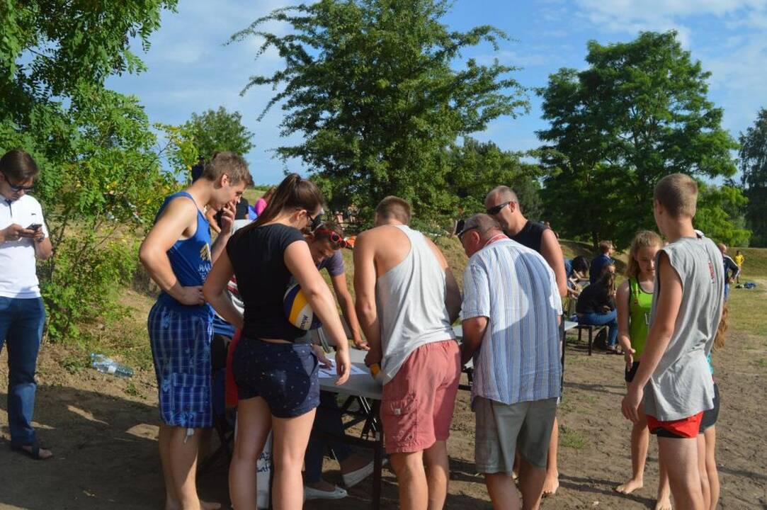 Tinklinio mėgėjai sportuoti galės Nemuno saloje