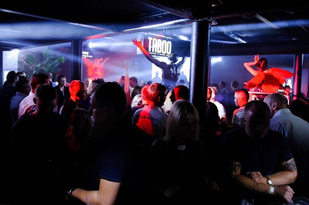 Nakties šėlsmas klube "Taboo"