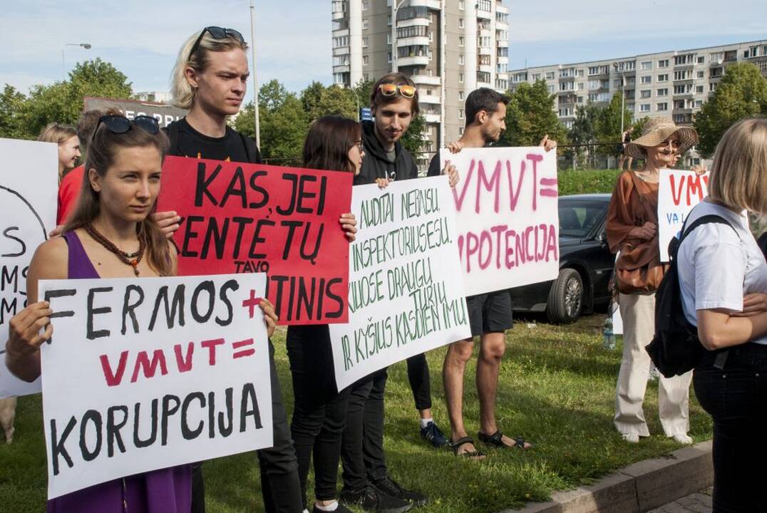 Protestas prie Maisto ir veterinarijos tarnybos