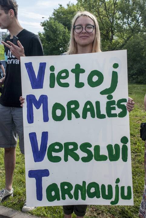 Protestas prie Maisto ir veterinarijos tarnybos