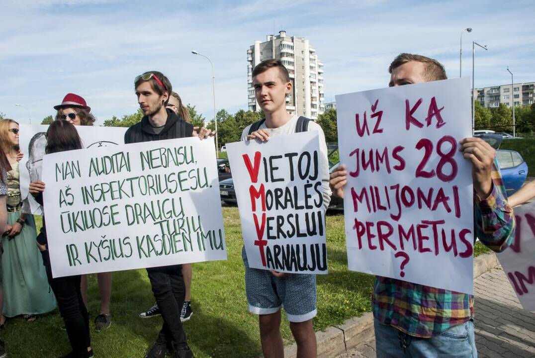 Protestas prie Maisto ir veterinarijos tarnybos