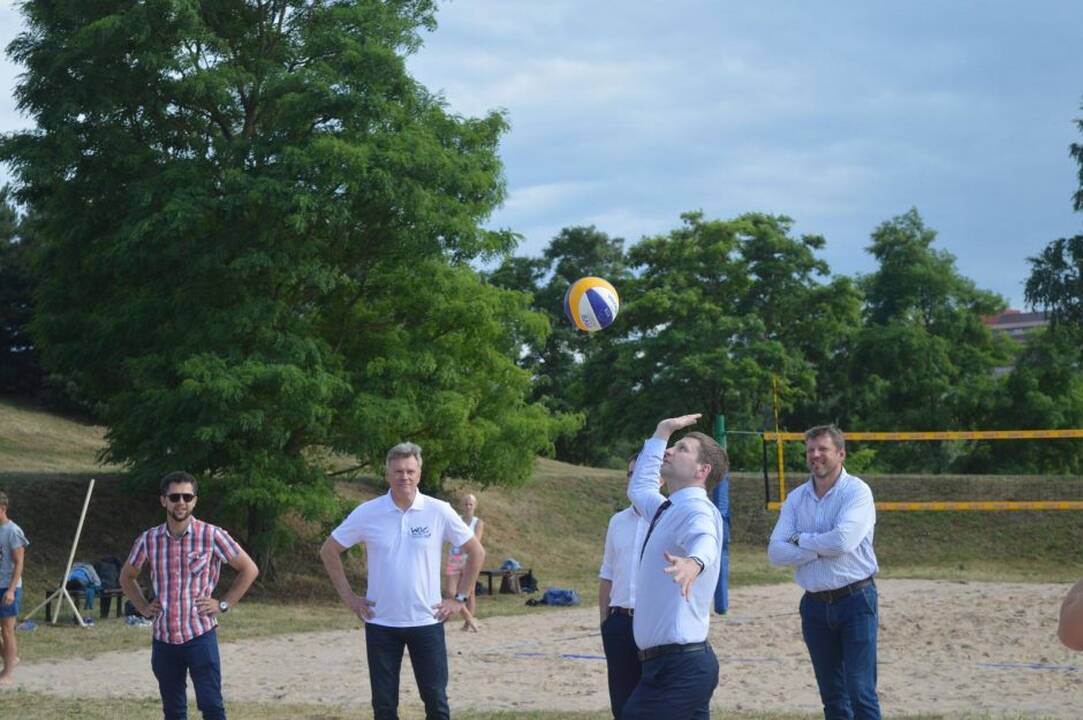 Tinklinio mėgėjai sportuoti galės Nemuno saloje