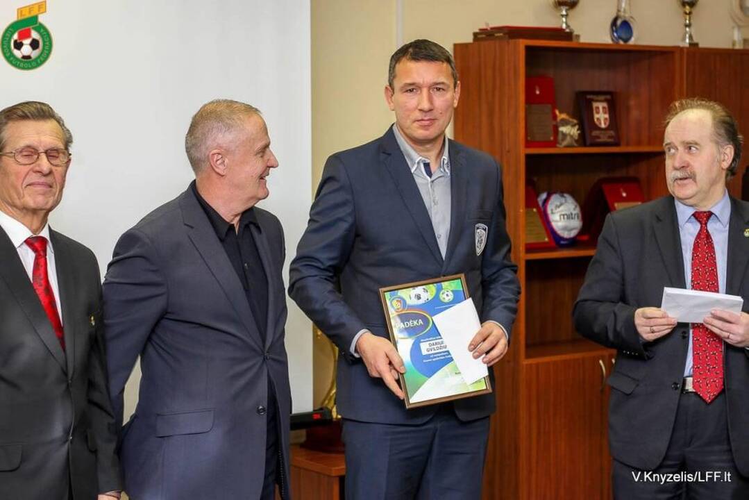 Kauno futbolo bendruomenė pagerbė sezono laureatus
